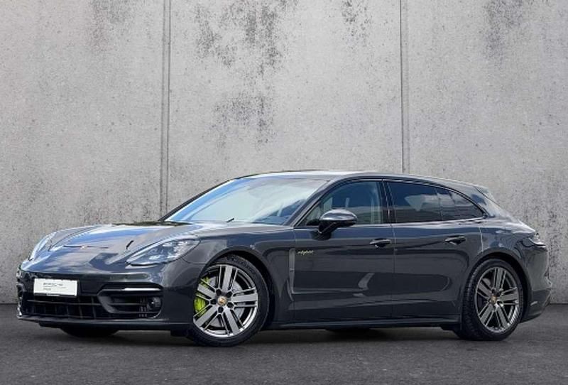 Usado Porsche Panamera Platinum Edition 462 CV (339 kW) 2022 Gris Familiar