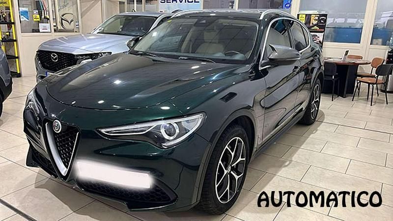 Usado Alfa Romeo Stelvio Executive 160 CV (117 kW) 2020 Verde SUV