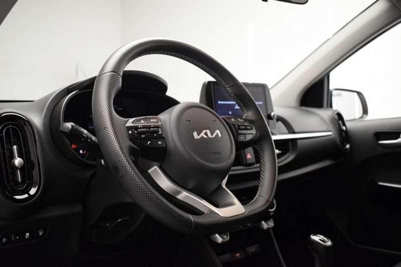 Usado Kia Picanto X-Line 101 CV (74 kW) 2022 Blanco Utilitario