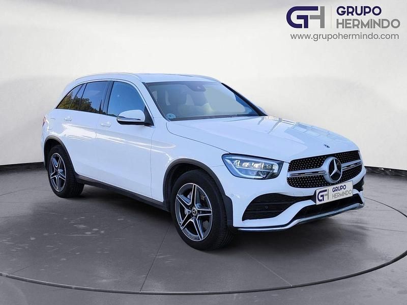 Blanco Usado 2020 Mercedes GLC220 AMG line SUV | 44.500 € (Precio justo) - Imagen 1/4