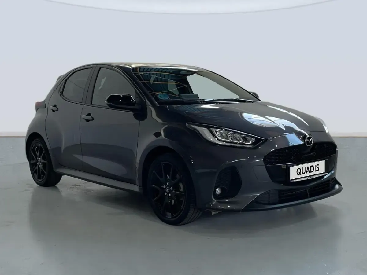 Usado Mazda 2 Homura-Line 116 CV (85 kW) 2024 Gris Utilitario