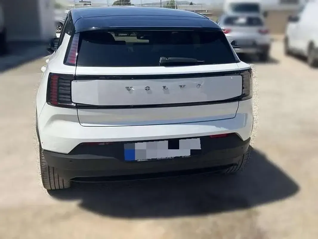 Usado Volvo EX30 Ultra 314 kW (428 CV) 2024 Blanco SUV