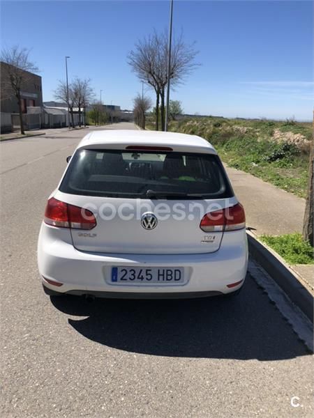 Blanco Usado 2010 VW Golf VI Berlina | 5600 € (Buen precio) - Imagen 1/1