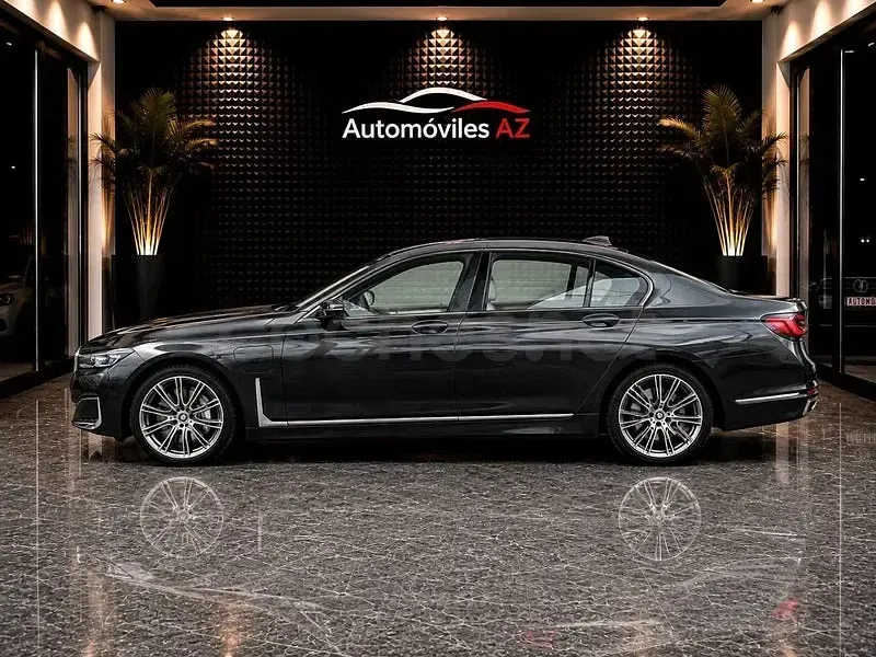 Usado BMW 745e 394 CV (289 kW) 2019 Gris / plata Berlina