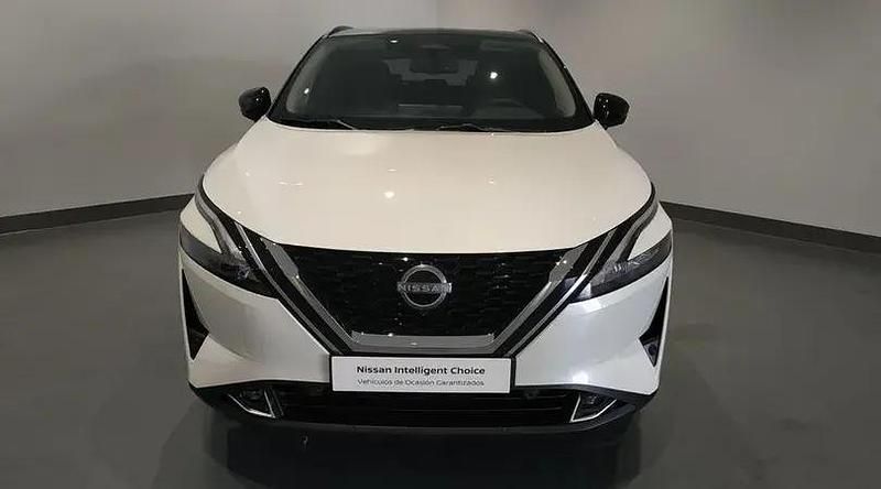 Usado Nissan Qashqai N-Connecta 140 CV (102 kW) 2022 Lunar white con techo midnight SUV