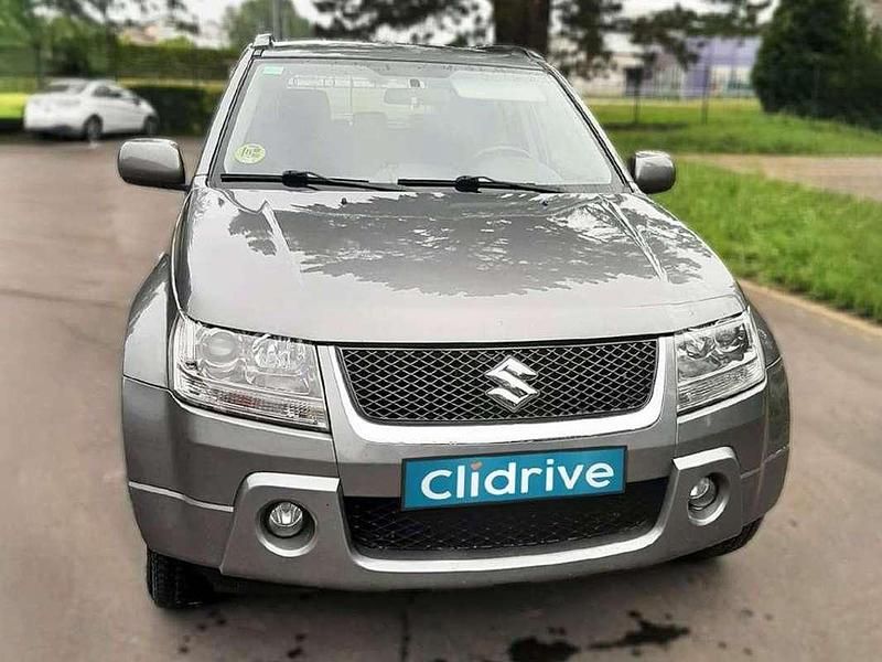 Usado Suzuki Grand Vitara 140 CV (102 kW) 2008 Gris SUV