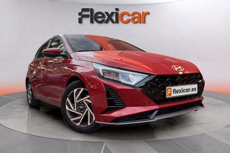 Rojo Usado 2024 Hyundai i20 Berlina | 15.990 € (Super precio) - Imagen 1/4