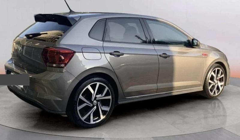Usado VW Polo GTI 200 CV (147 kW) 2019 Gris Utilitario
