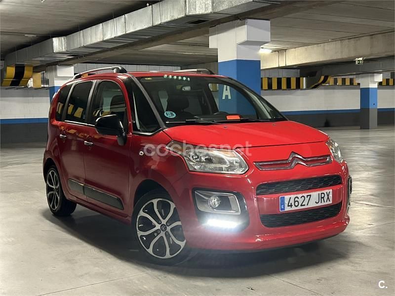 Usado Citroën C3 Picasso Live 110 CV (80 kW) 2017 Rojo Monovolumen