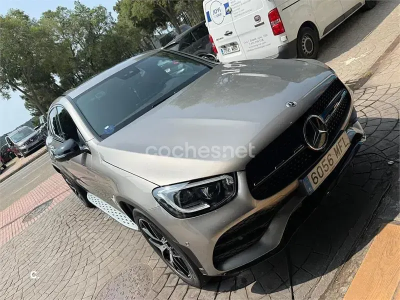 Usado Mercedes GLC300e 306 CV (225 kW) 2023 Gris / plata Coupe