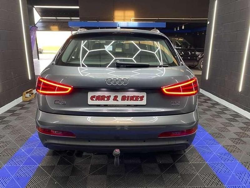 Usado Audi Q3 Ambition 140 CV (102 kW) 2014 Gris / plata SUV