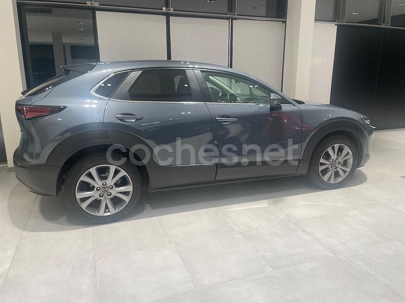 Usado Mazda CX-30 122 CV (89 kW) 2022 Azul SUV