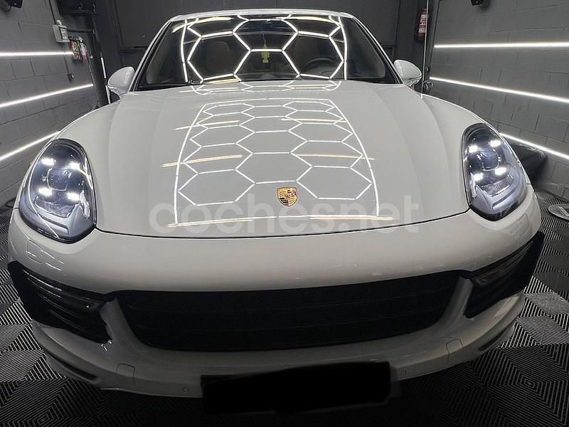 Usado Porsche Cayenne GTS 440 CV (323 kW) 2016 Blanco SUV