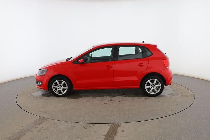 Usado VW Polo Advance 90 CV (66 kW) 2013 Rojo Berlina