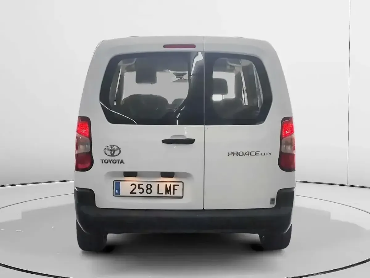 Occasion Toyota Proace City City 102 PK (75 kW) 2021 Wit MPV