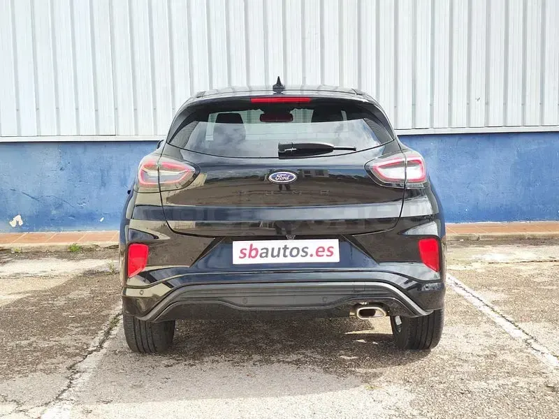 Usado Ford Puma ST-Line X 125 CV (91 kW) 2024 Gris / plata SUV