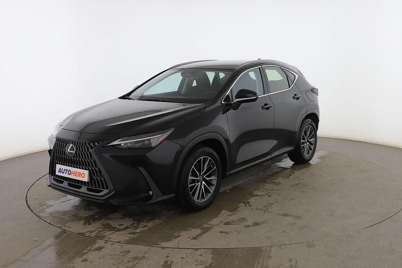 Negro Usado 2023 Lexus NX350h Business Edition SUV | 41.999 € - Imagen 1/3
