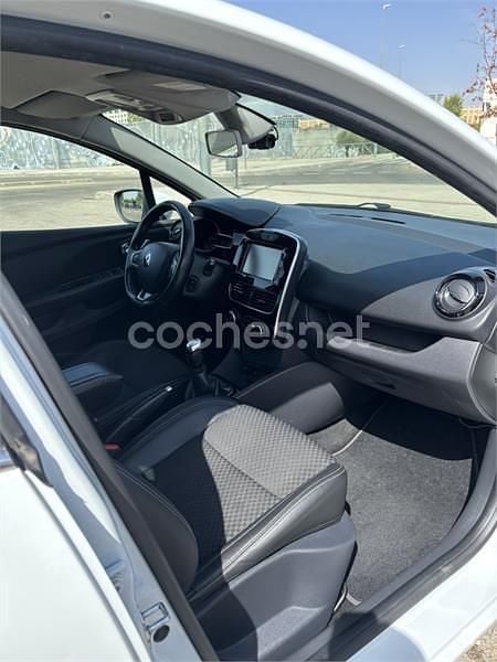 Usado Renault Clio IV Zen 90 CV (66 kW) 2018 Blanco Berlina