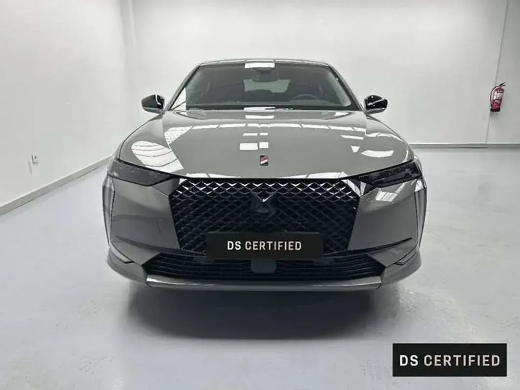 Usado DS Automobiles DS4 Performance 226 CV (166 kW) 2023 Gris SUV