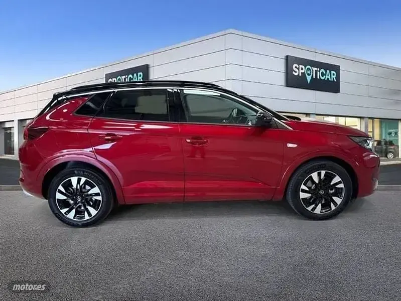 Usado Opel Grandland X Ultimate 300 CV (220 kW) 2022 Granate SUV