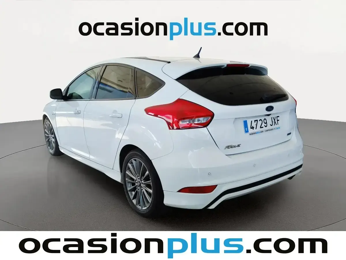 Usado Ford Focus ST-Line 182 CV (133 kW) 2017 Blanco Berlina