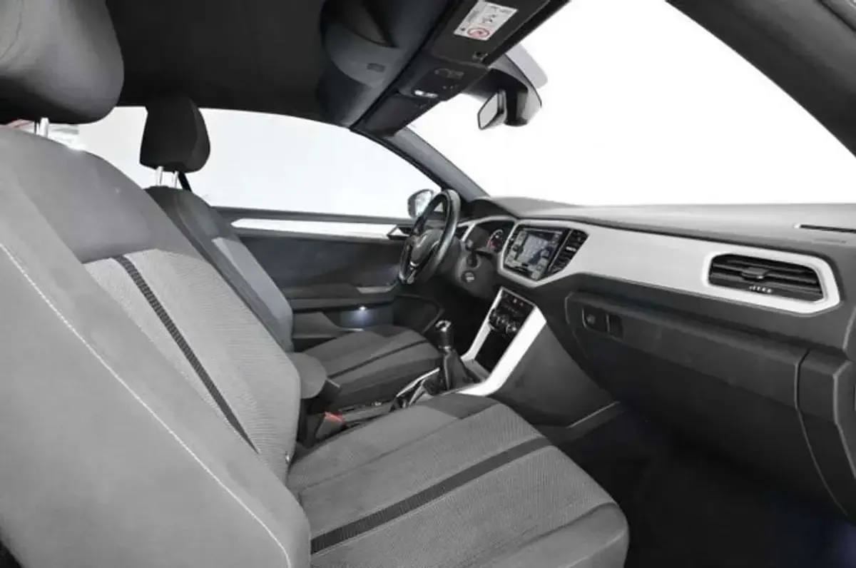 Usado VW T-Roc 110 CV (80 kW) 2023 Blanco SUV
