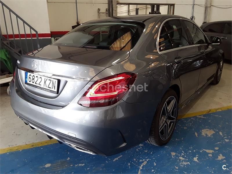 Usado Mercedes C200 136 CV (100 kW) 2019 Gris / plata Berlina