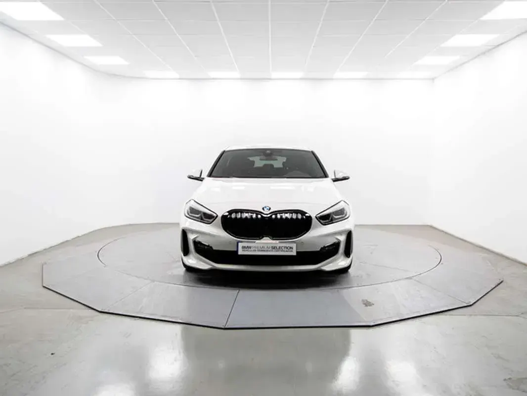 Usado BMW 118 150 CV (110 kW) 2022 Blanco Utilitario