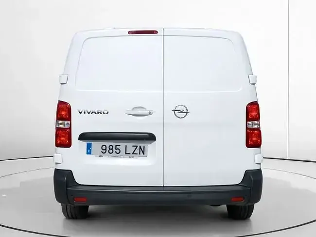 Usado Opel Vivaro 103 HP (75 kW) 2022 Branco Monovolume