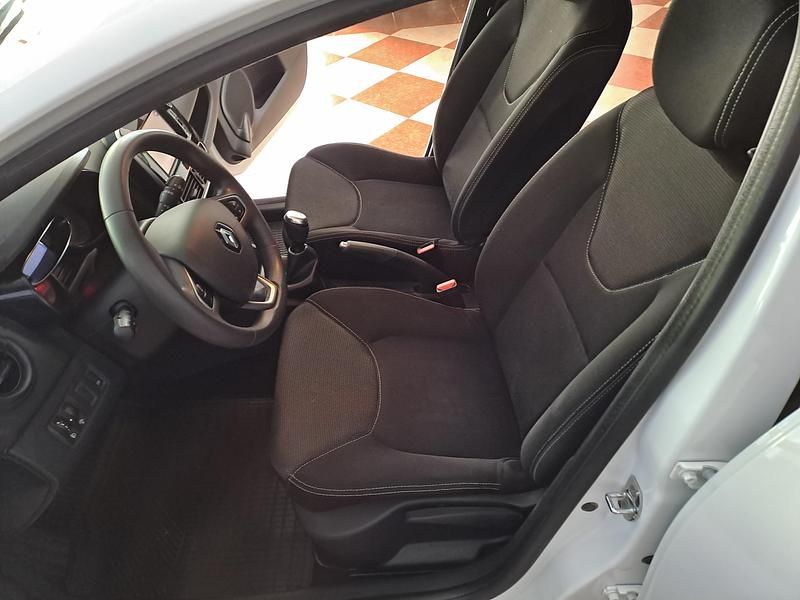 Usado Renault Clio IV 75 CV (55 kW) 2018 Blanco