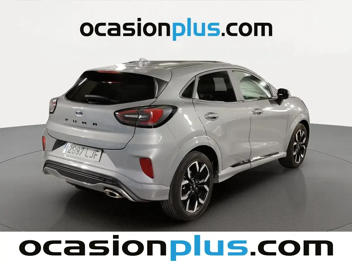 Usado Ford Puma ST-Line X 125 CV (91 kW) 2020 Gris plata SUV