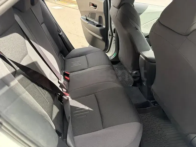 Usado Toyota C-HR Advance 223 CV (164 kW) 2025 Blanco SUV