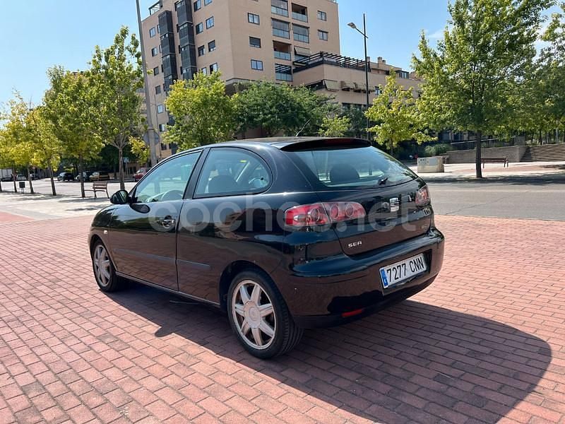 Usado Seat Ibiza Sport 130 CV (95 kW) 2004 Negro Berlina