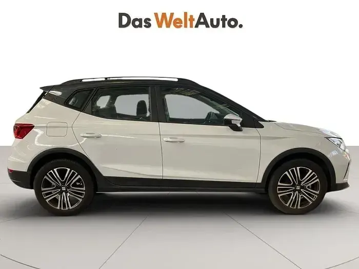 Usado Seat Arona Style 95 CV (69 kW) 2024 Blanco SUV