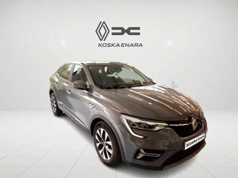 Usado Renault Arkana Intens 140 CV (102 kW) 2021 Gris / plata SUV