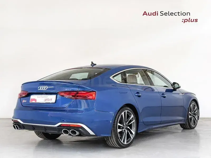Usado Audi A5 Ambiente 341 CV (250 kW) 2022 Azul Coupe