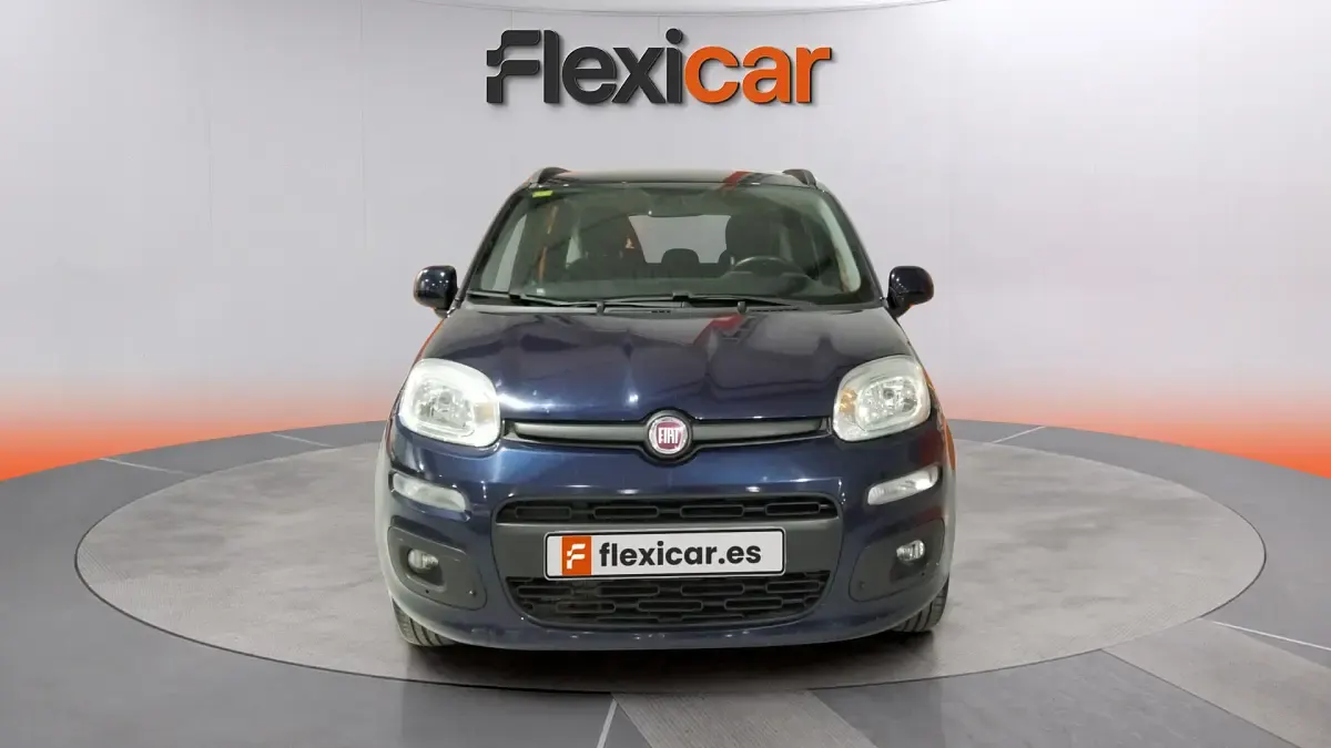 Begagnad Fiat Panda Lounge 69 HK (50 kW) 2020 Blå Sedan