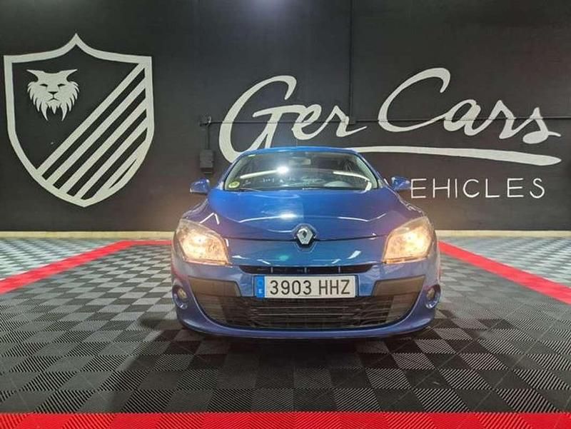 Usado Renault Mégane Dynamique 110 CV (80 kW) 2012 Azul Berlina