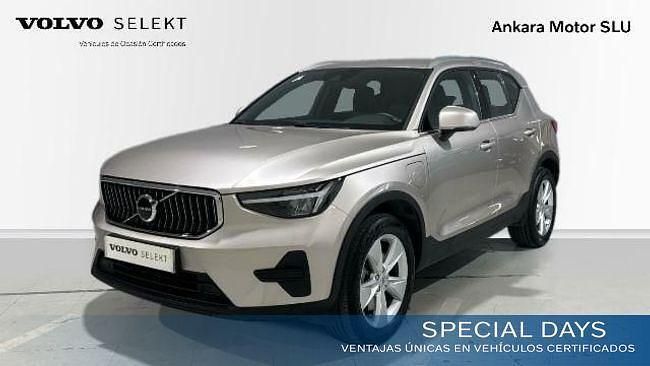 Usado Volvo XC40 Core 213 CV (156 kW) 2023 Gris SUV