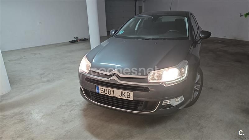 Gris / plata Usado 2015 Citroën C5 Shine Berlina | 6850 € (Super precio) - Imagen 1/4