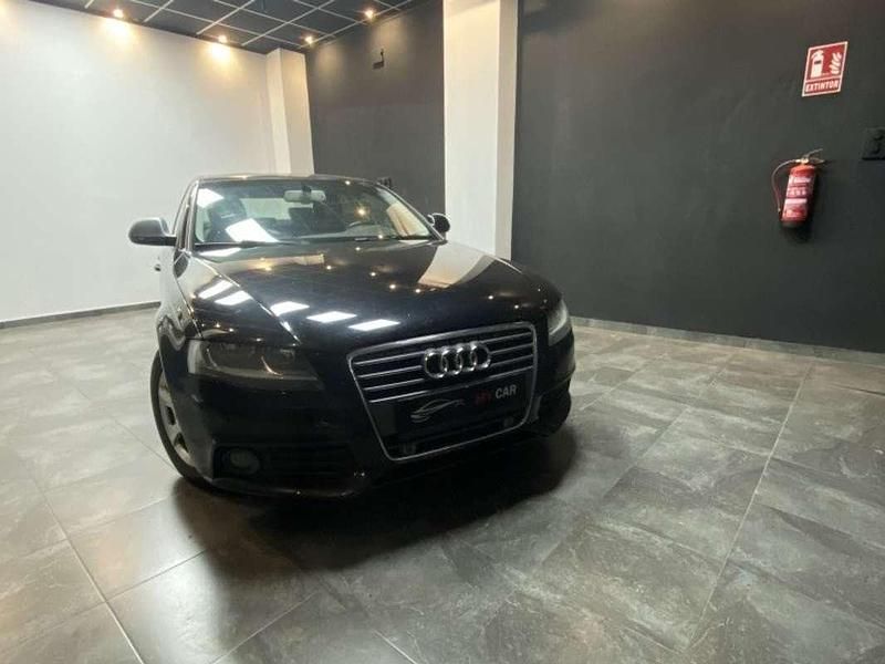 Gris Usado 2011 Audi A4 Berlina | 8990 € (Buen precio) - Imagen 1/4