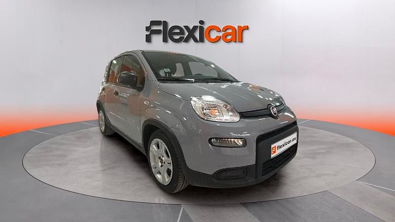 Usado Fiat Panda 71 CV (52 kW) 2023 Gris Utilitario