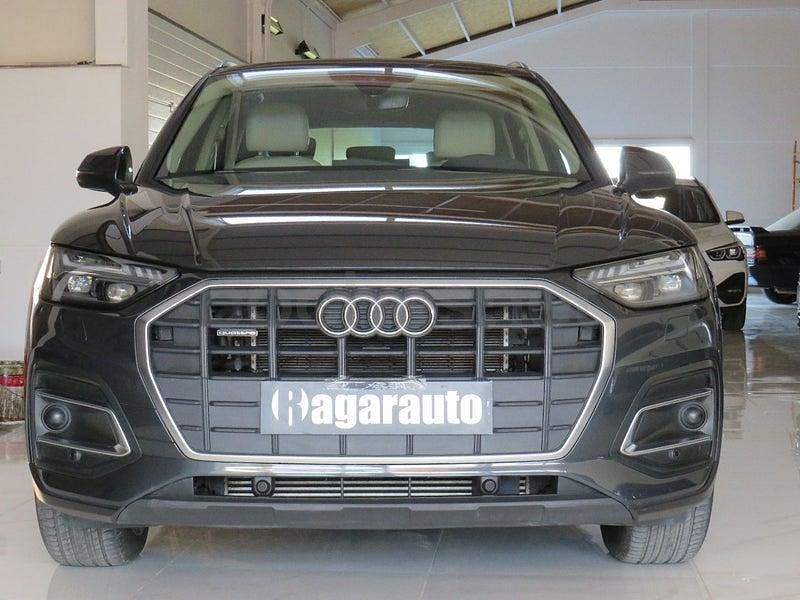 Usado Audi Q5 Advanced Plus 299 CV (219 kW) 2023 Gris / plata SUV