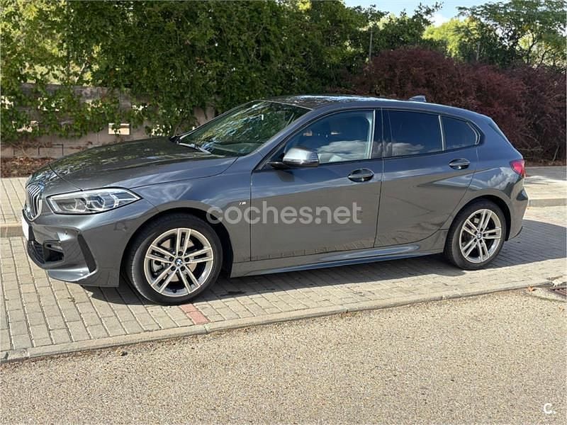 Usado BMW 118 150 CV (110 kW) 2020 Gris / plata Utilitario