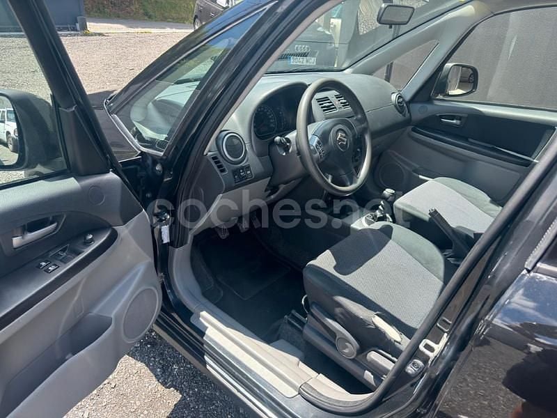Usado Suzuki SX4 GL 90 CV (66 kW) 2008 Negro SUV