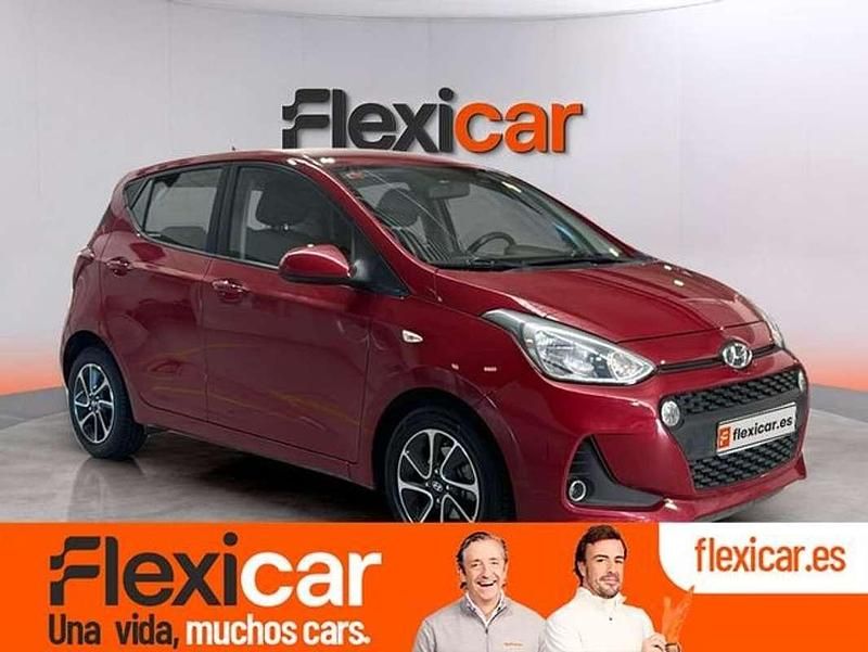 Usado Hyundai i10 67 CV (49 kW) 2017 Rojo Utilitario
