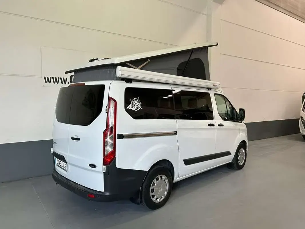 Usado Ford Transit Custom 170 CV (125 kW) 2018 Blanco Van