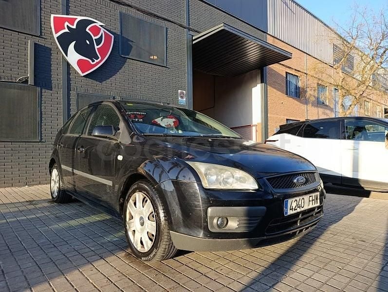 Używany Ford Focus Trend 115 KM (84 kW) 2006 Czarny Sedan/Limuzyna