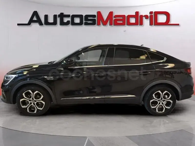 Usado Renault Arkana Equilibre 145 CV (106 kW) 2022 Negro SUV