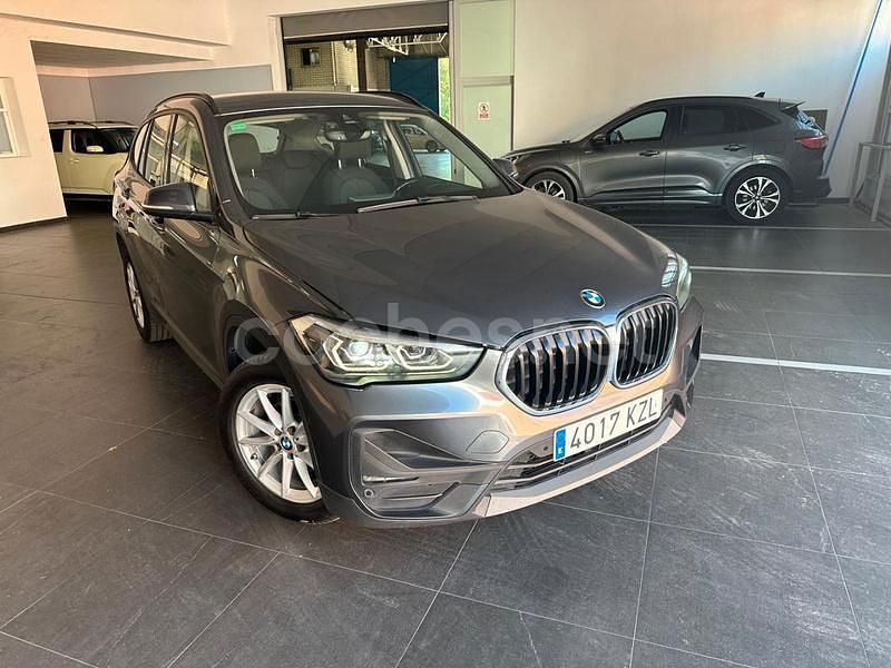 Usado BMW X1 116 CV (85 kW) 2019 Gris / plata SUV
